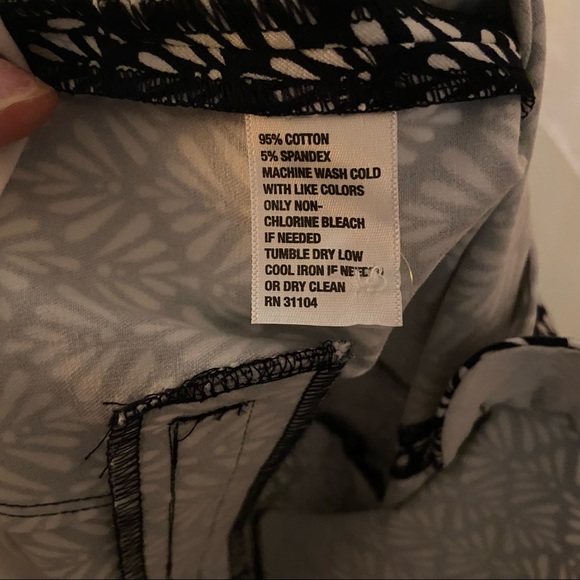 Crown & Ivy Petite Patterned Slacks - Picture 8 of 9